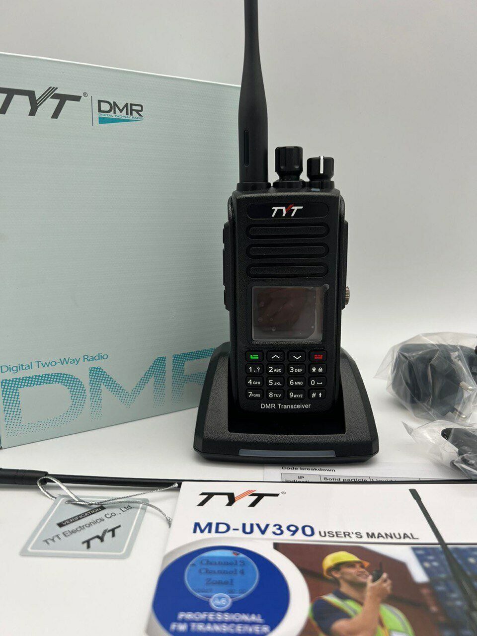 ЦИФРОВАЯ РАДИОСТАНЦИЯ TYT MD-UV 390 DMR